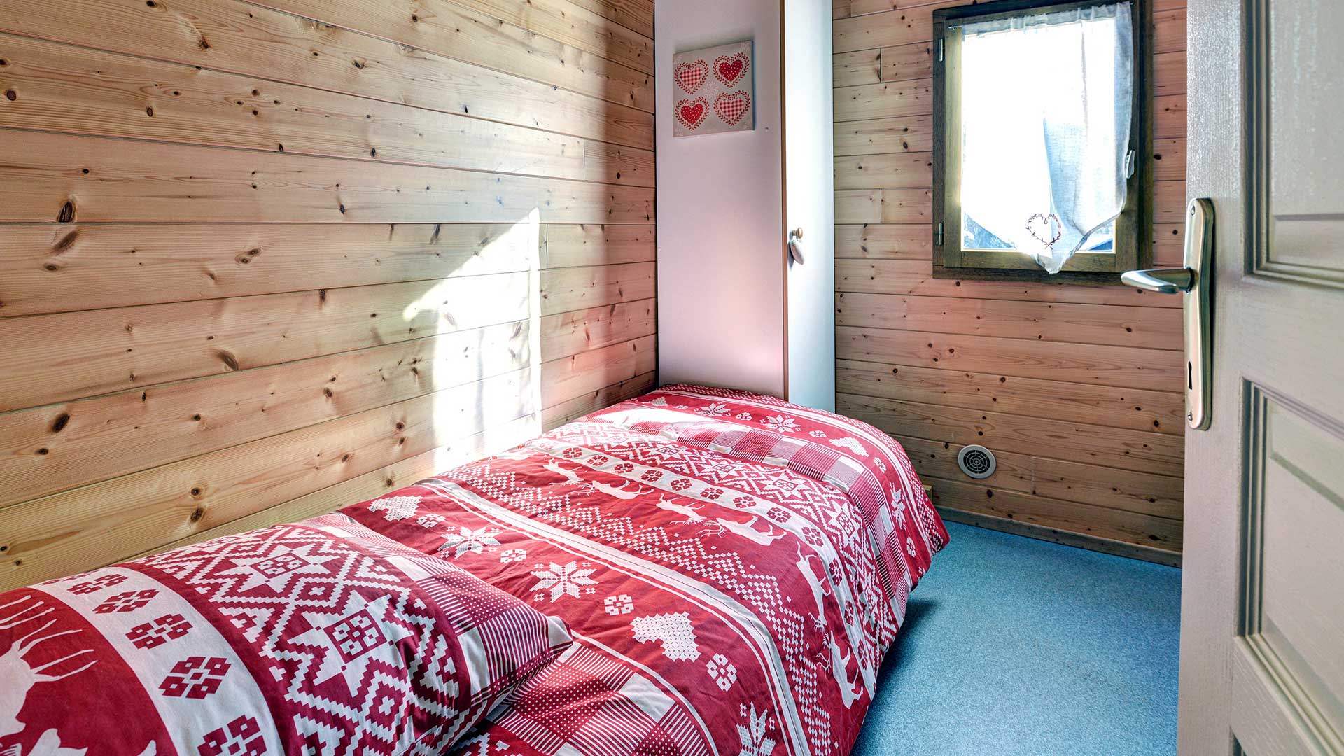 Grand Alpe et Pas de l'Âne : Chambre lits une place - Location de Chalet 4 personnes à Briançon